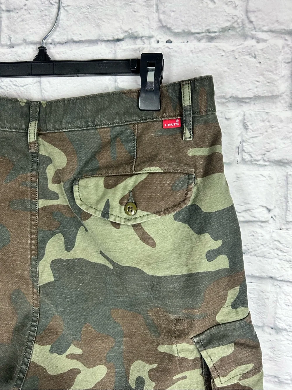 Levi’s Camo Cargo Shorts Men’s 33 Green Woodland Military Ripstop Cotton
